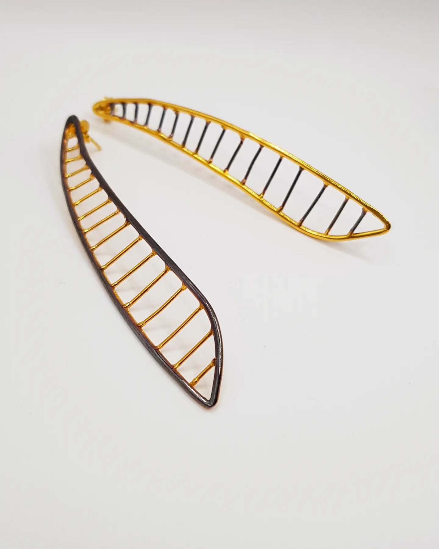 gümüş benzersiz küpe takımı - DNA ilhamlı tasarım