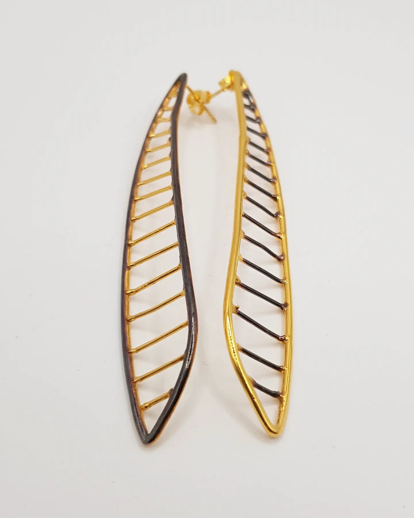 gümüş benzersiz küpe takımı - DNA ilhamlı tasarım