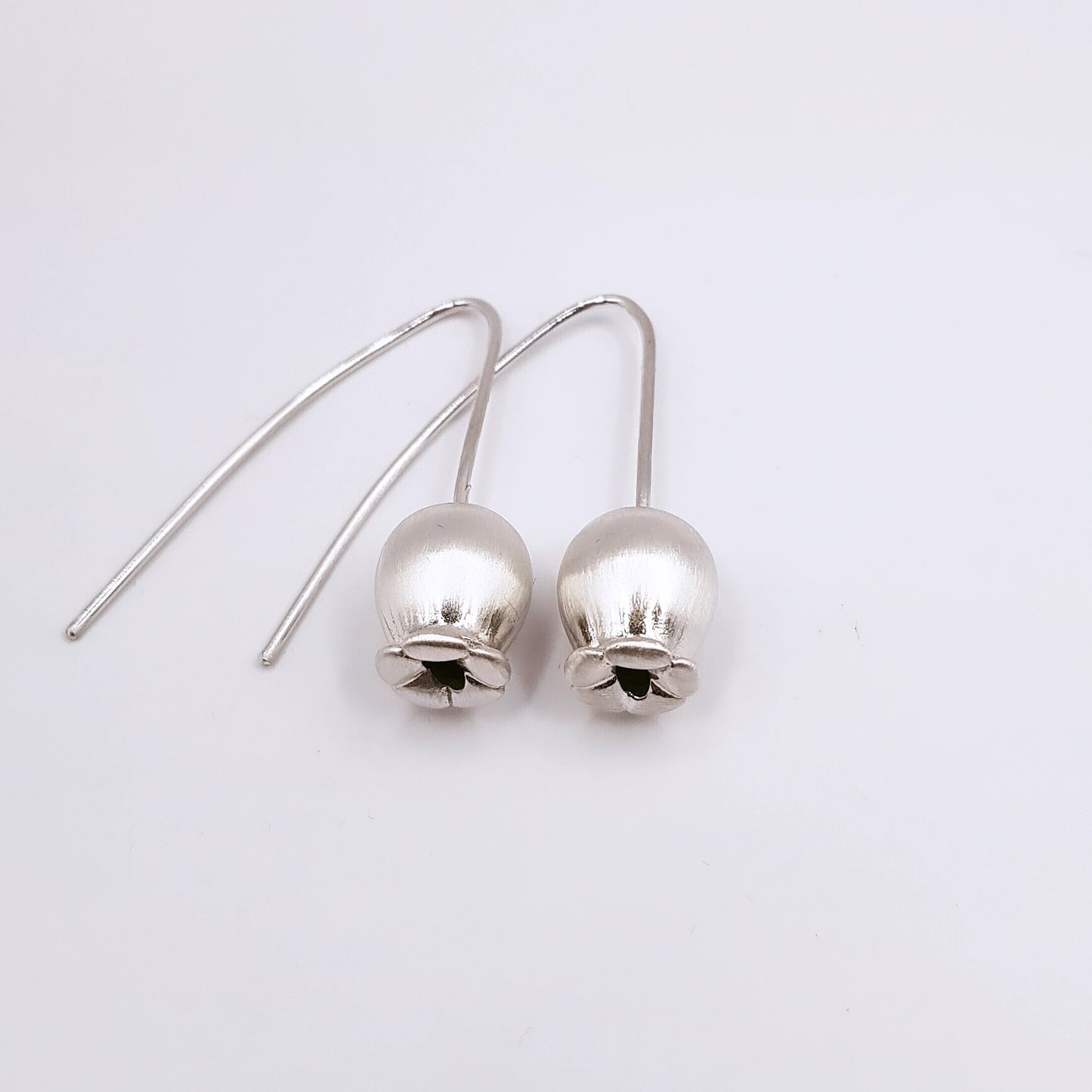 gümüş kocayemiş küpe takımı – doğadan ilham alan el yapımı tasarım