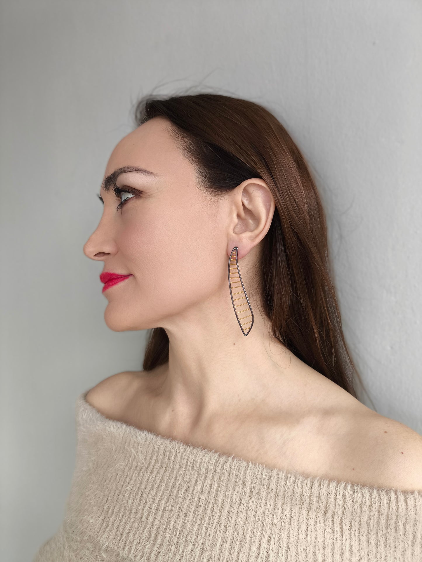 gümüş benzersiz küpe takımı - DNA ilhamlı tasarım