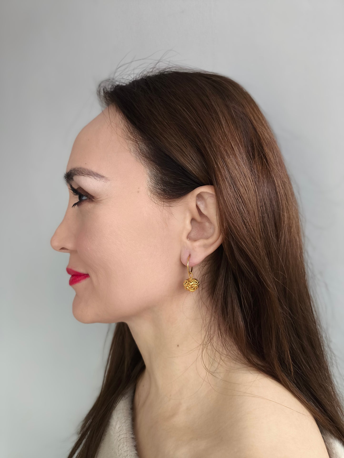 su damlası küpe – altın kaplama el yapımı gümüş klipsli arınma temalı takı