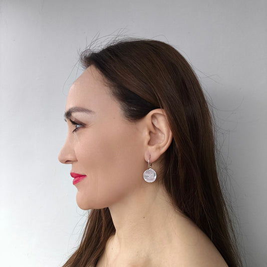 Sallantılı Spiral Sarmal Küpe Takımı