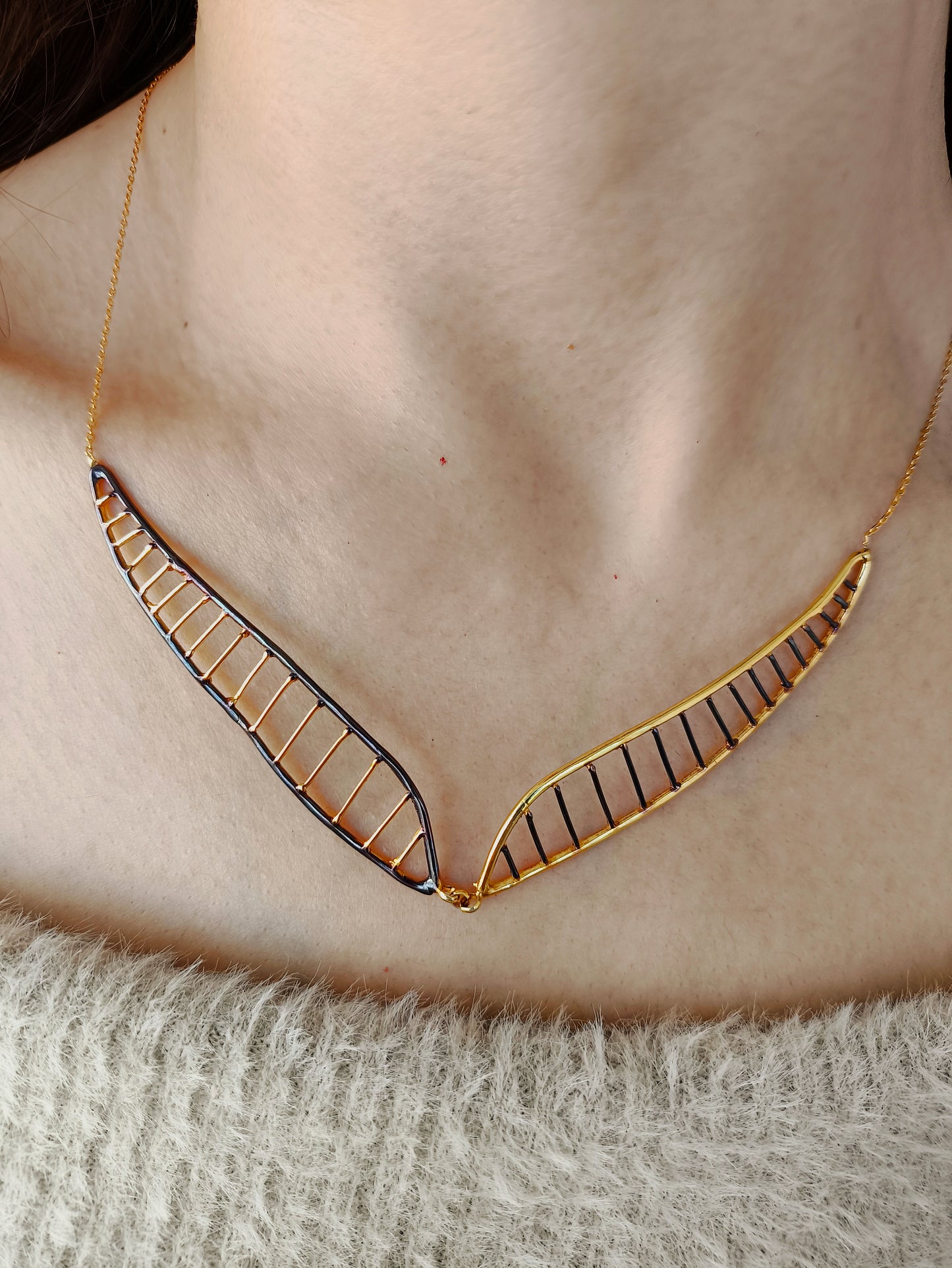 gümüş benzersiz kolye - DNA ilhamlı tasarım