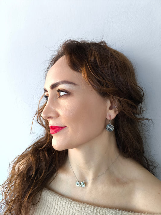 Sallantılı Spiral Sarmal Küpe Takımı