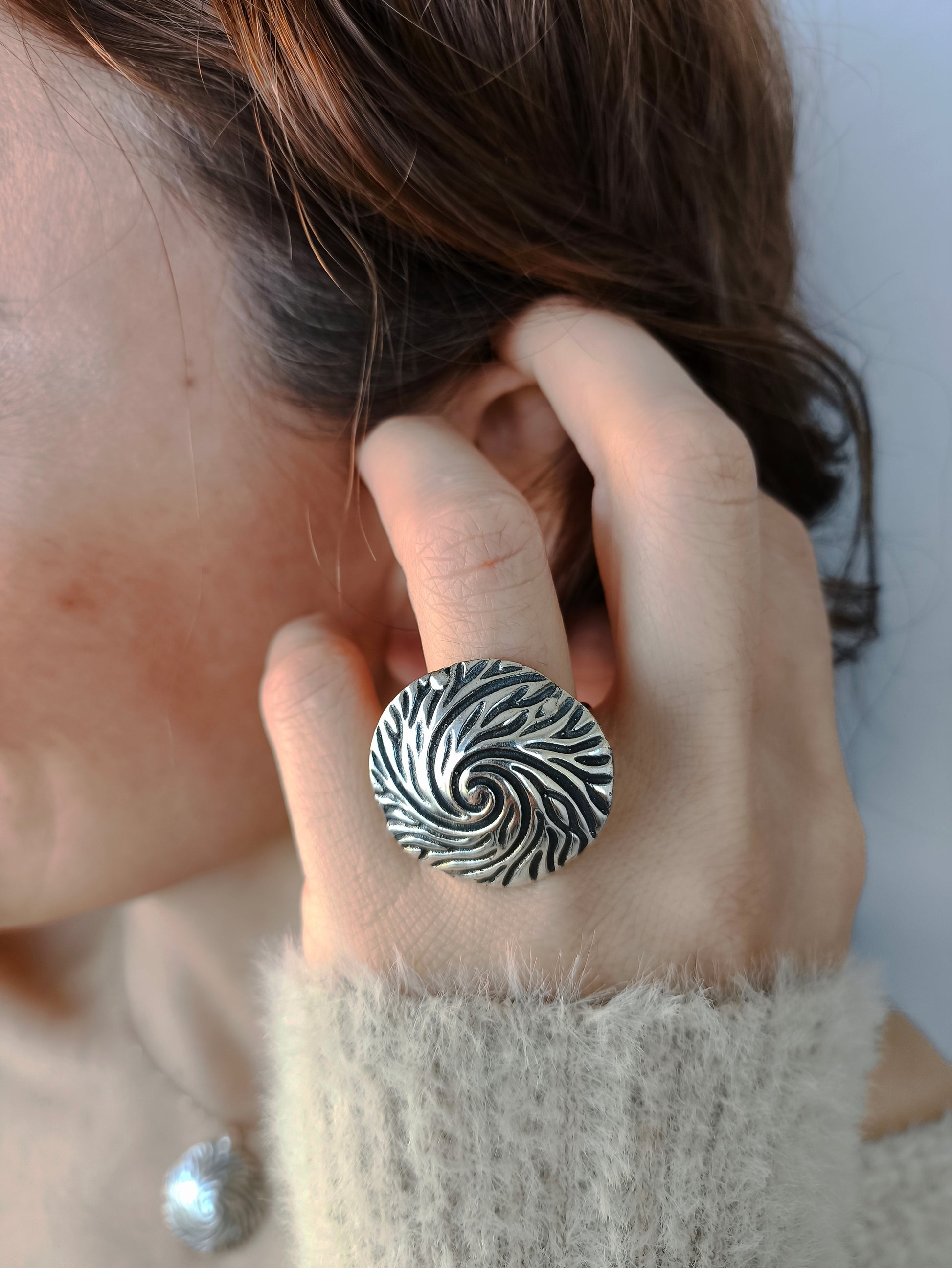 toprak ana yüzük - el yapımı köklenme sembolü gümüş takı