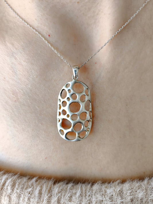 amorf ajurlu gümüş takı - su altı canlılarından ilham almış tasarım