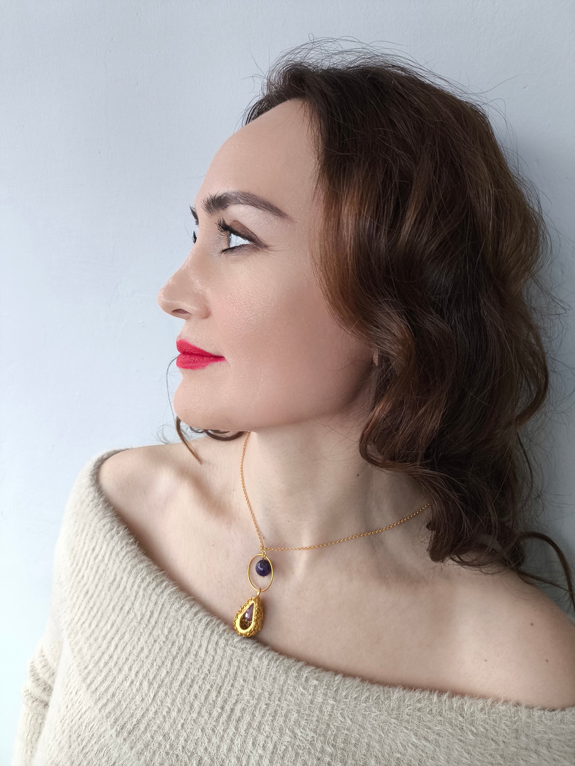 suyun döngüsü kolye – ametist ve pembe zirkon taşlı altın kaplama tasarım