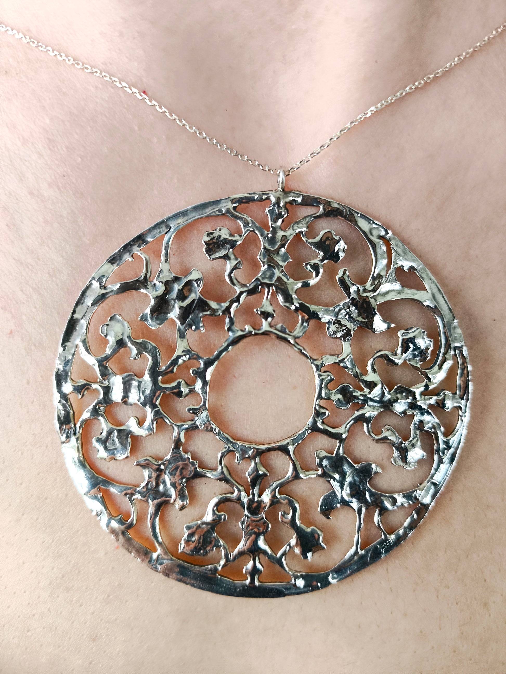 motif kolye 2 - dantel desenli 925 ayar gümüş el yapımı kolye