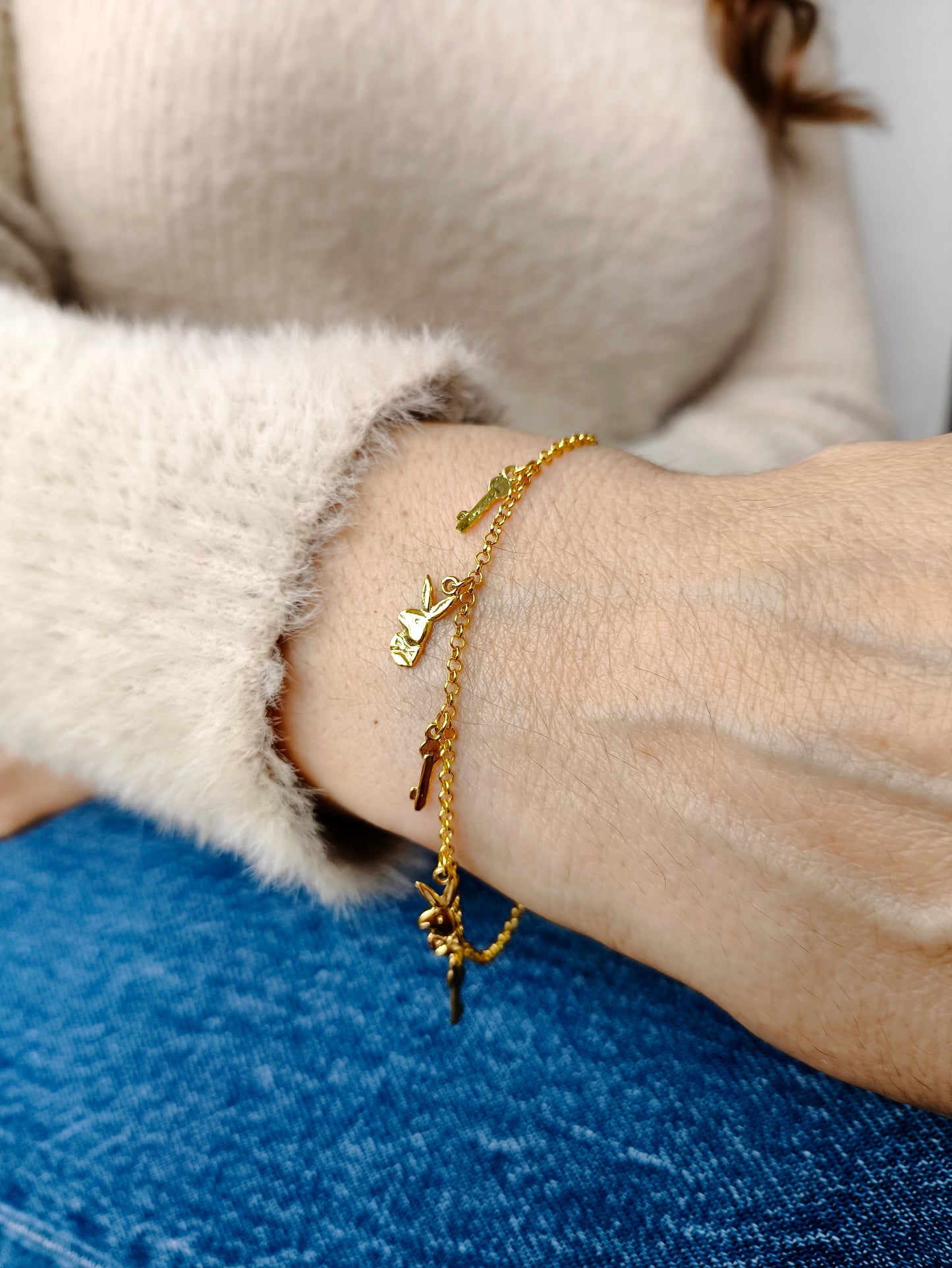 Sallantılı Bileklik