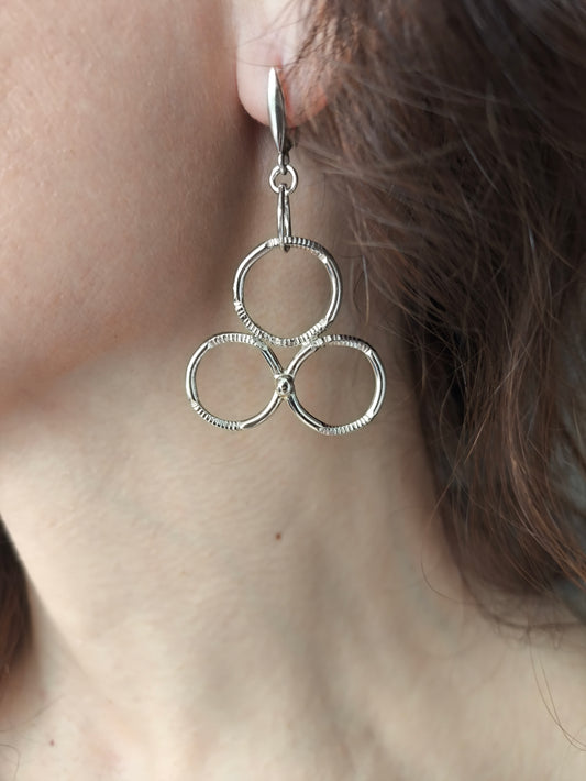 Üç Halka (Geçmiş, Bugün, Gelecek) Küpe Takımı