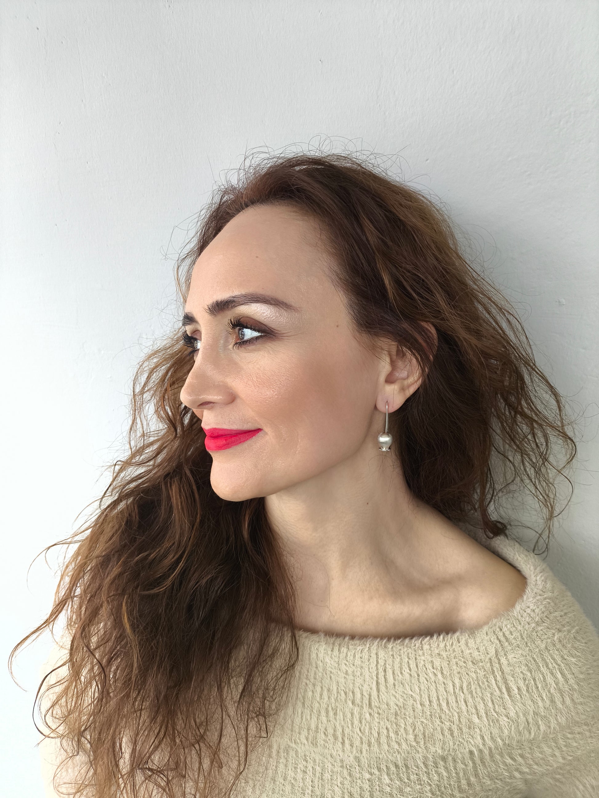 gümüş kocayemiş küpe takımı – doğadan ilham alan el yapımı tasarım