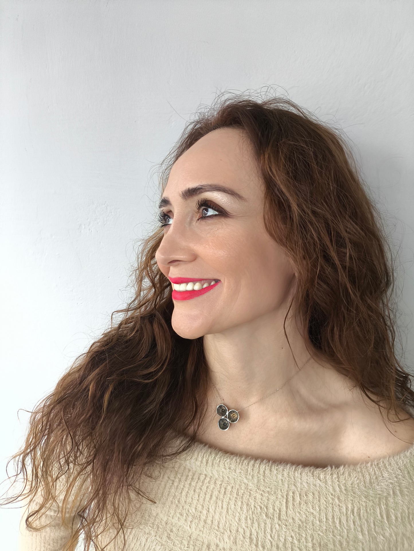 Three pod kolye lotus ilhamlı tasarım – 925 ayar çift yönlü gümüş kolye