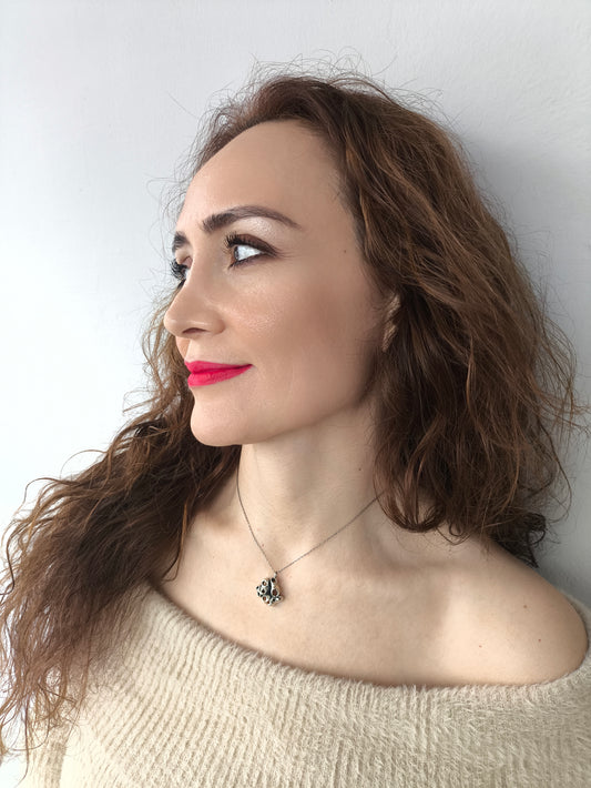 amorf kolye - tulumlulardan ilham alınmış organik formlu gümüş takı