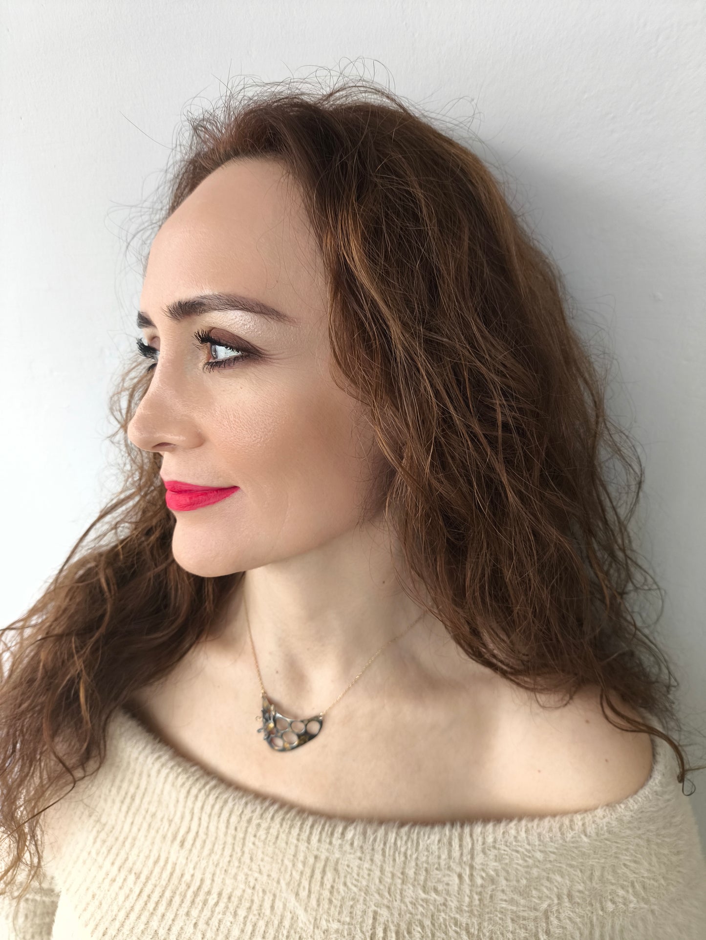 el yapımı gümüş petek kolye - altın kaplama - arıdan ilham alan tasarım