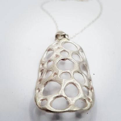 amorf ajurlu gümüş takı - su altı canlılarından ilham almış tasarım