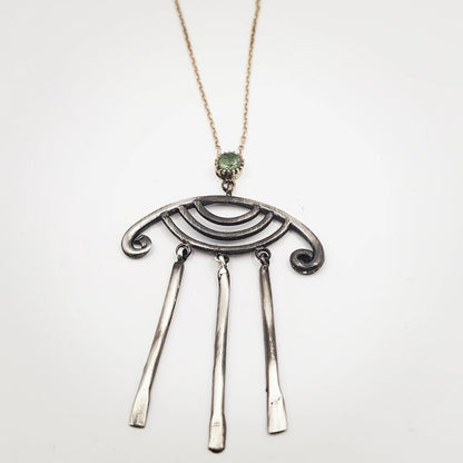 otantik kadın kolye – koçboynuzu motifli doğal taşlı gümüş/altın takı – bolluk sembollü tasarım