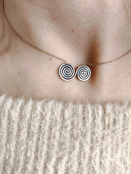 Spiral Sarmal Kolye