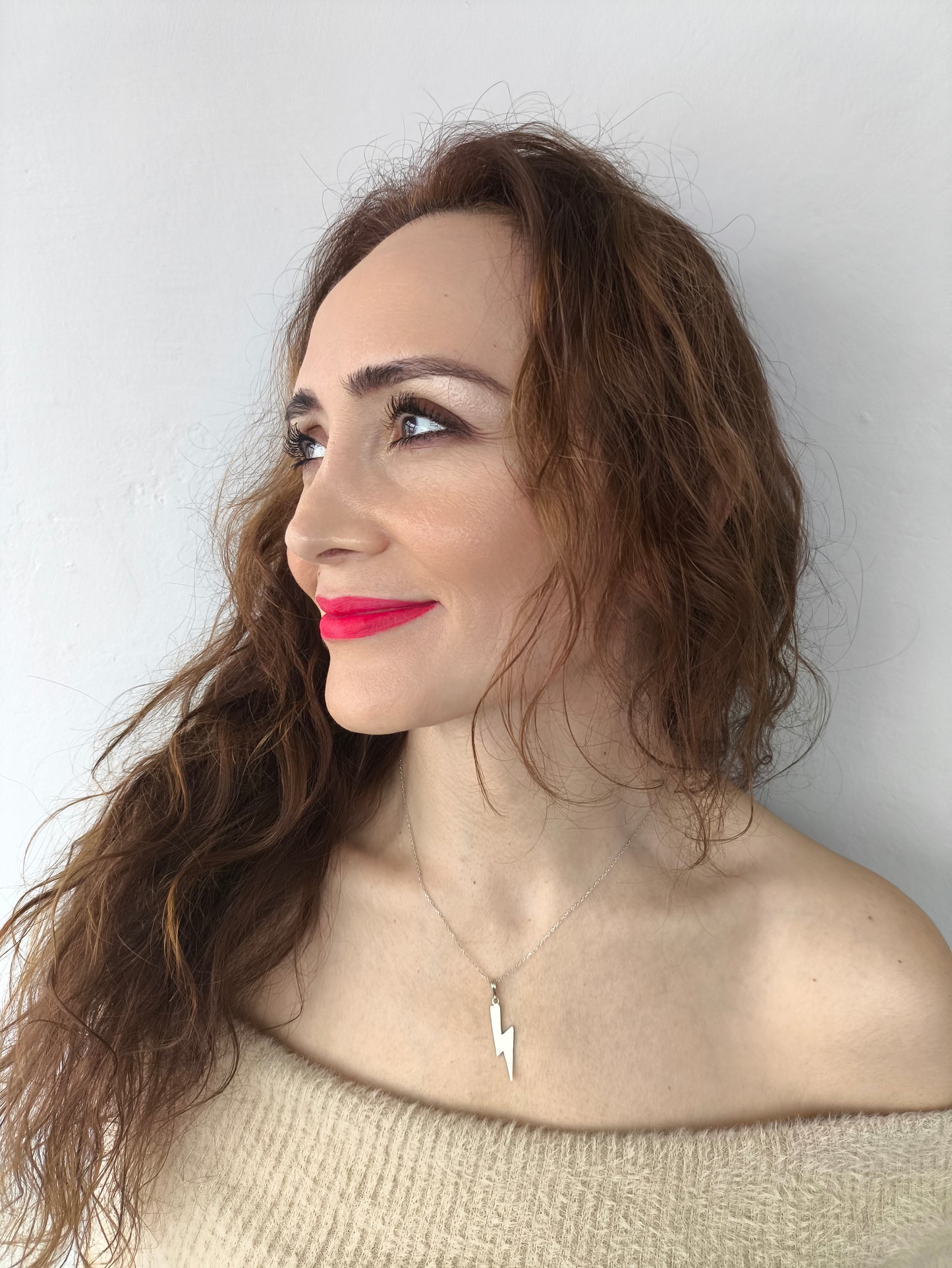 şimşek kolye – 925 ayar gümüş ilahi güç sembolü spiritüel tasarım