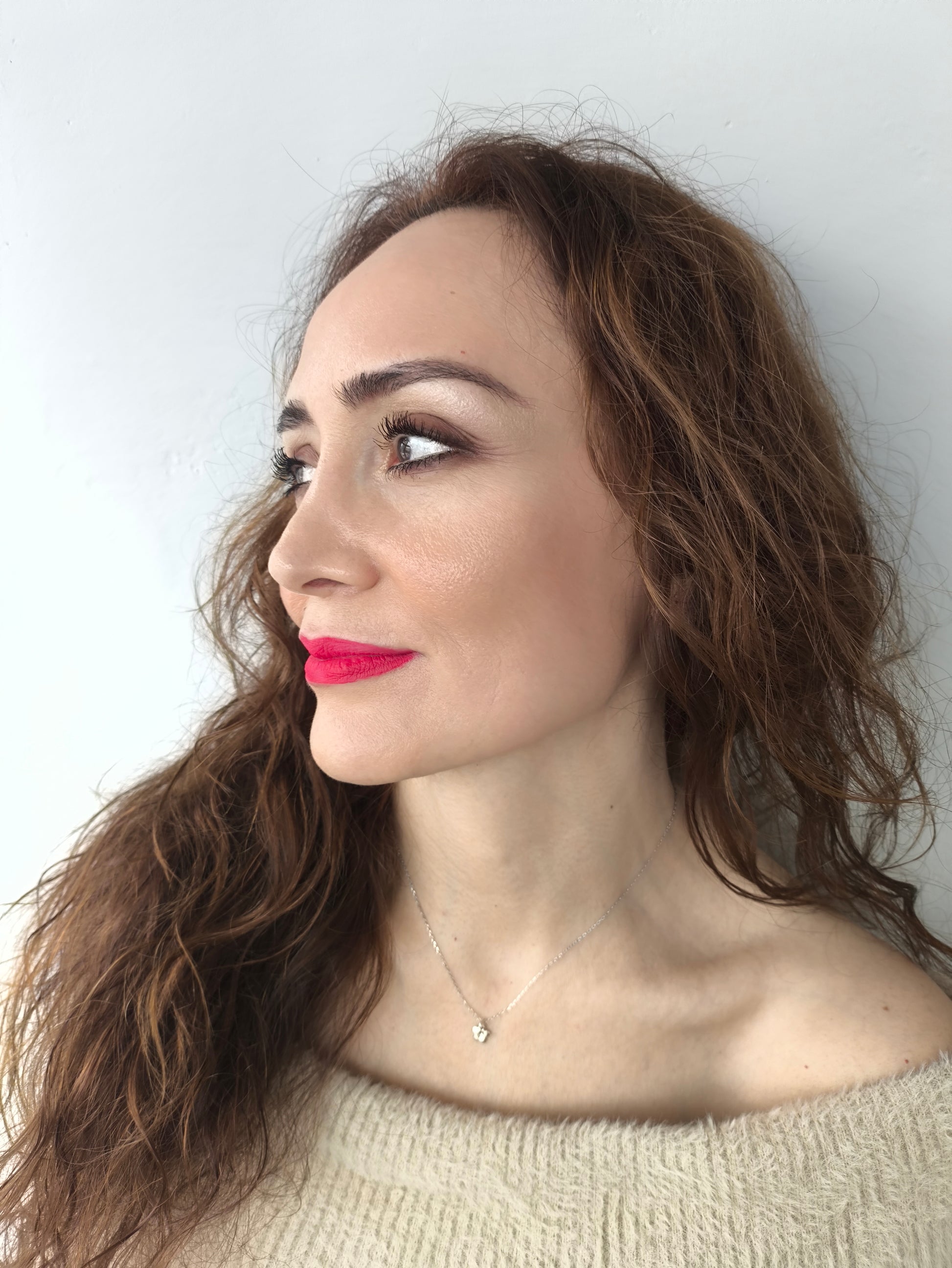 mini çiçek kolye – 925 ayar gümüş doğadan ilham alan sade takı

