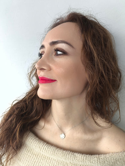 925 ayar gümüş Hello Kitty kolye – çocuklar için sevimli tasarım