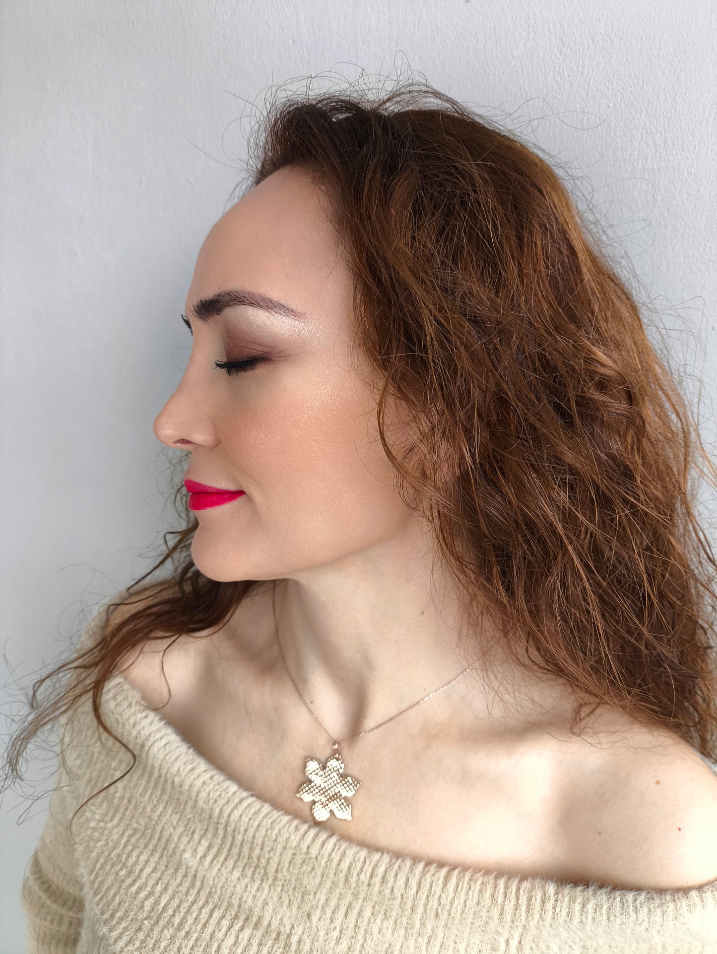 6 yapraklı çiçek kolye – 925 ayar gümüş spiritüel denge ve merkezlenme sembol